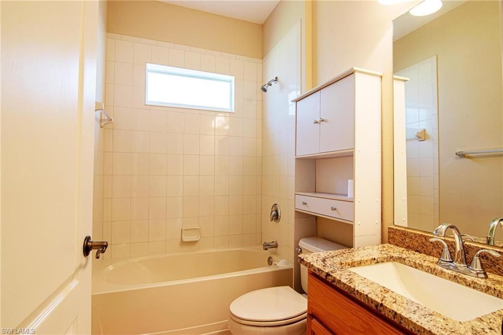 2390 Verdmont Ct, Cape Coral, FL 33991 Photo