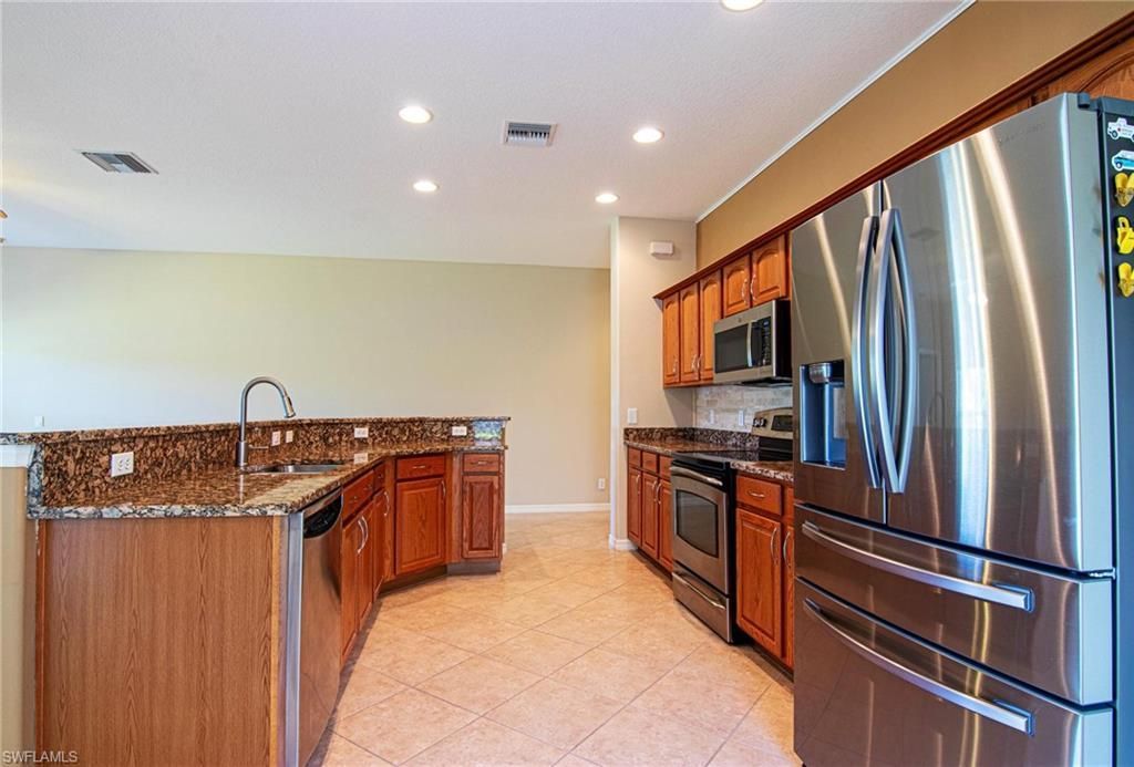 2390 Verdmont Ct, Cape Coral, FL 33991 Photo