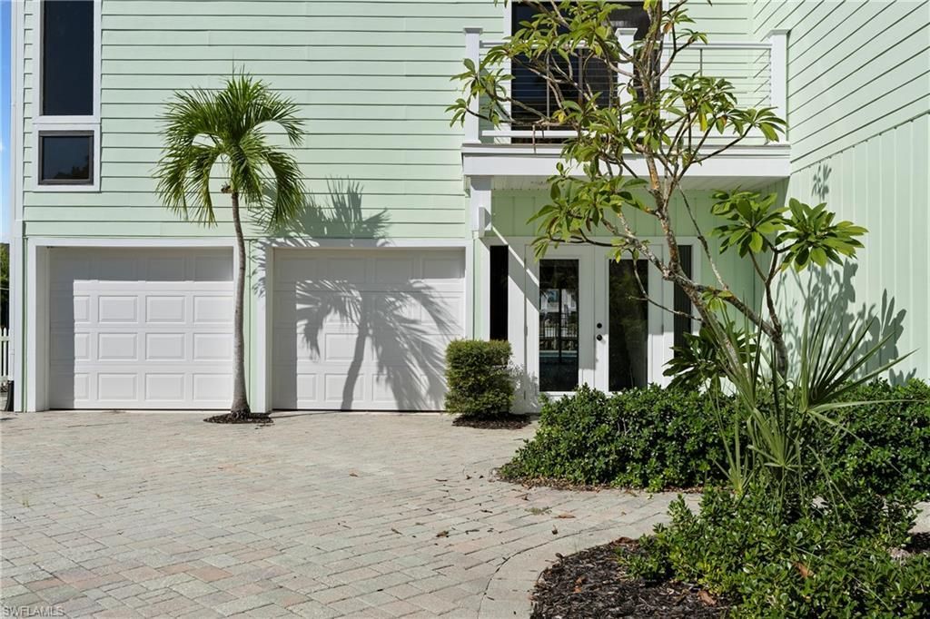 18292 Deep Passage Ln, Fort Myers Beach, FL 33931 Photo