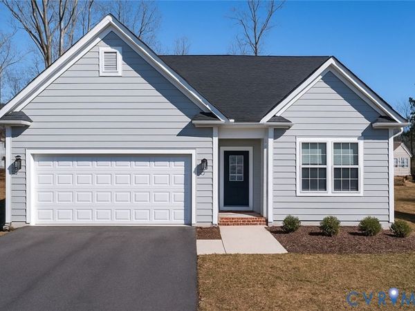 25 Essie Court , Lancaster, VA 22480