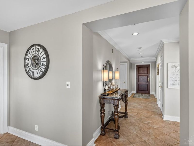 900 Adams Crossing, Unit 6800, Cincinnati, OH 45202 Photo 14