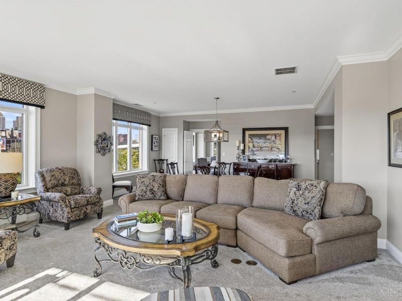 900 Adams Crossing, Unit 6800, Cincinnati, OH 45202 Photo 20