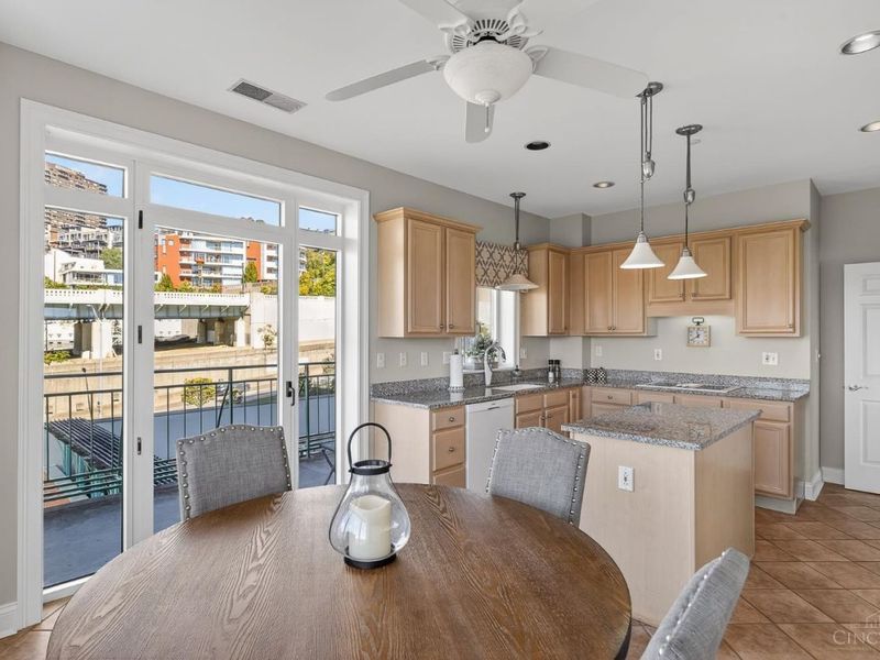 900 Adams Crossing, Unit 6800, Cincinnati, OH 45202 Photo 35