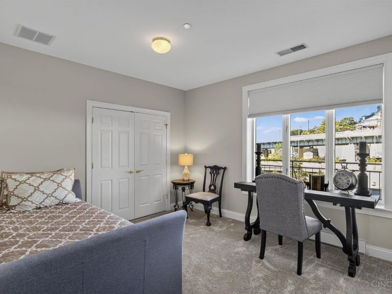 900 Adams Crossing, Unit 6800, Cincinnati, OH 45202 Photo 46