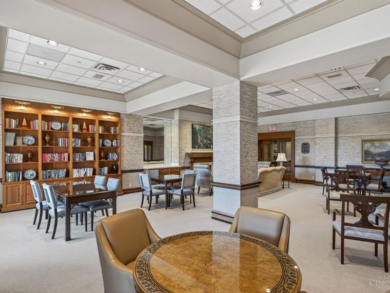 900 Adams Crossing, Unit 6800, Cincinnati, OH 45202 Photo 62