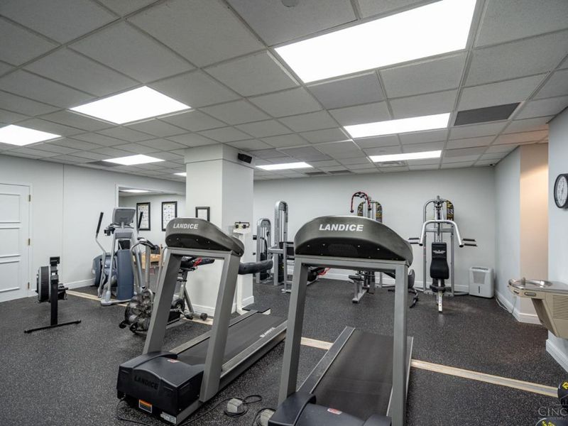 900 Adams Crossing, Unit 6800, Cincinnati, OH 45202 Photo 67