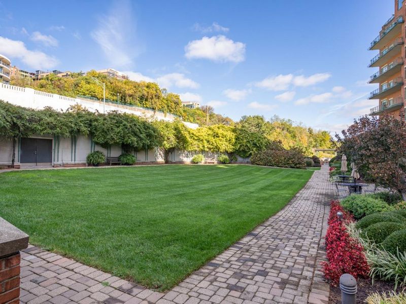 900 Adams Crossing, Unit 6800, Cincinnati, OH 45202 Photo 69