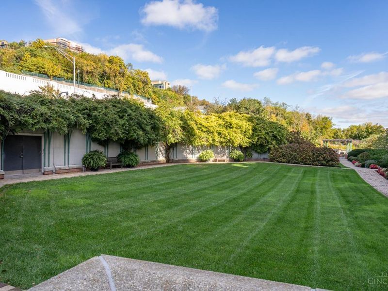 900 Adams Crossing, Unit 6800, Cincinnati, OH 45202 Photo 70