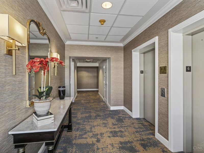 900 Adams Crossing, Unit 6800, Cincinnati, OH 45202 Photo 8