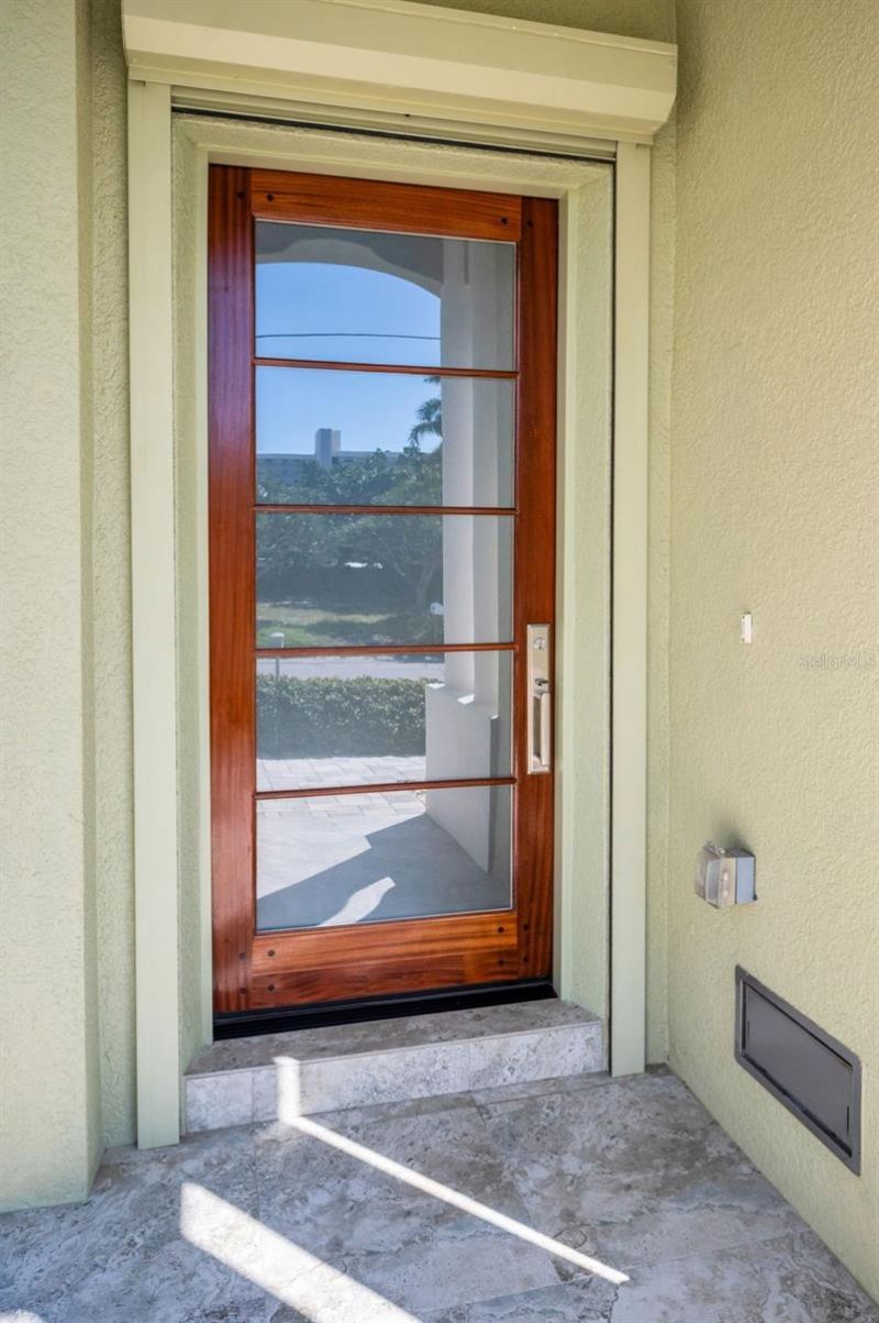 15459 2nd Street E, Madeira Beach, FL 33708 Photo