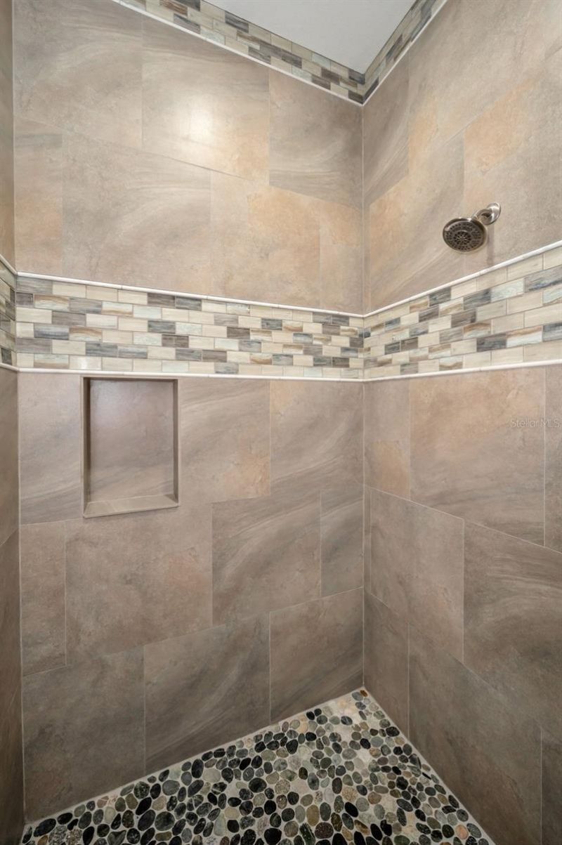 15459 2nd Street E, Madeira Beach, FL 33708 Photo