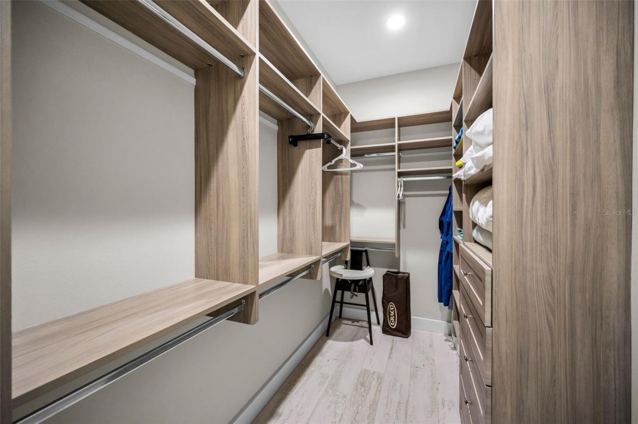 15459 2nd Street E, Madeira Beach, FL 33708 Photo