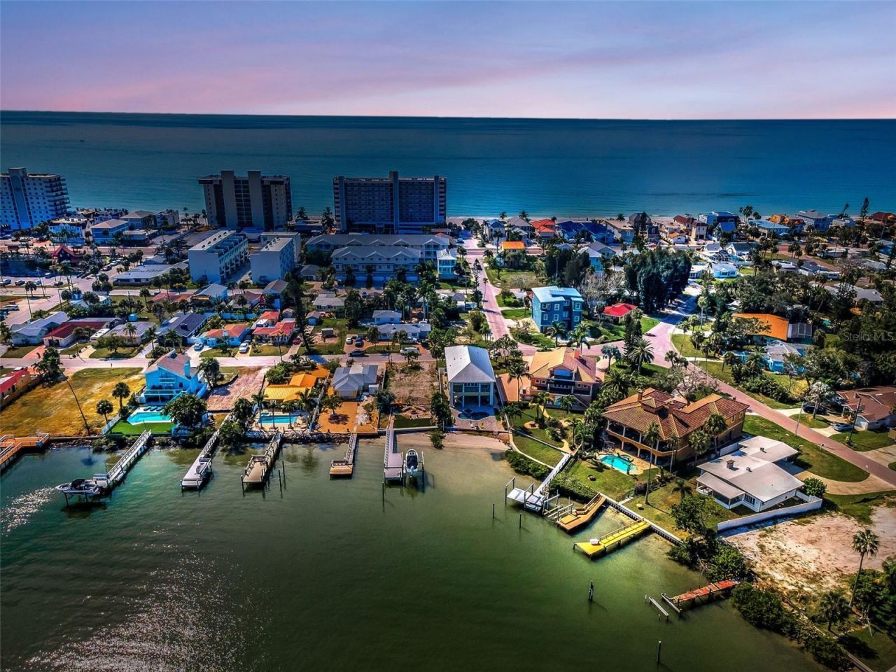 15459 2nd Street E, Madeira Beach, FL 33708 Photo