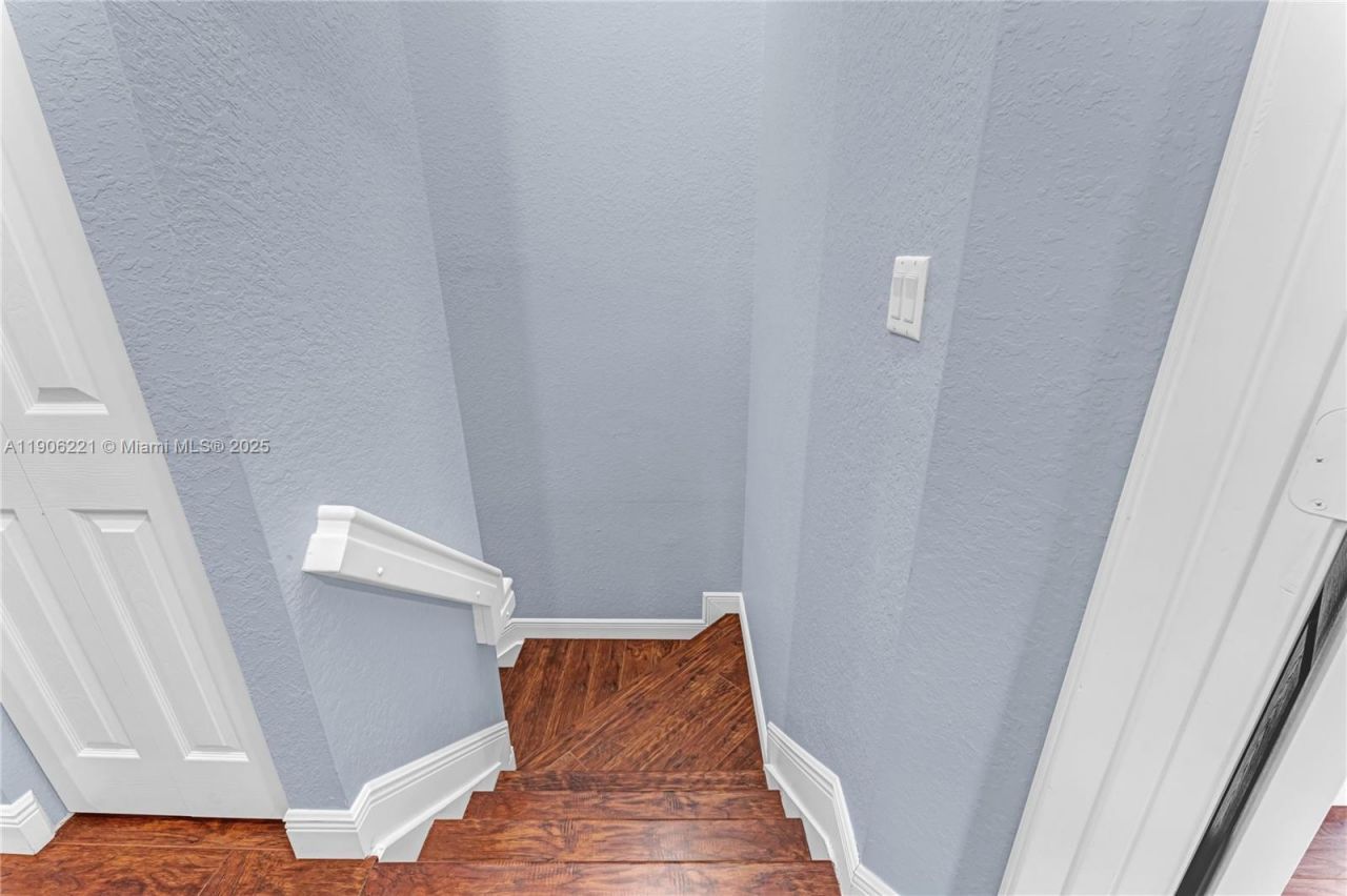 1737 Carvelle Dr, Riviera Beach, FL 33404 Photo