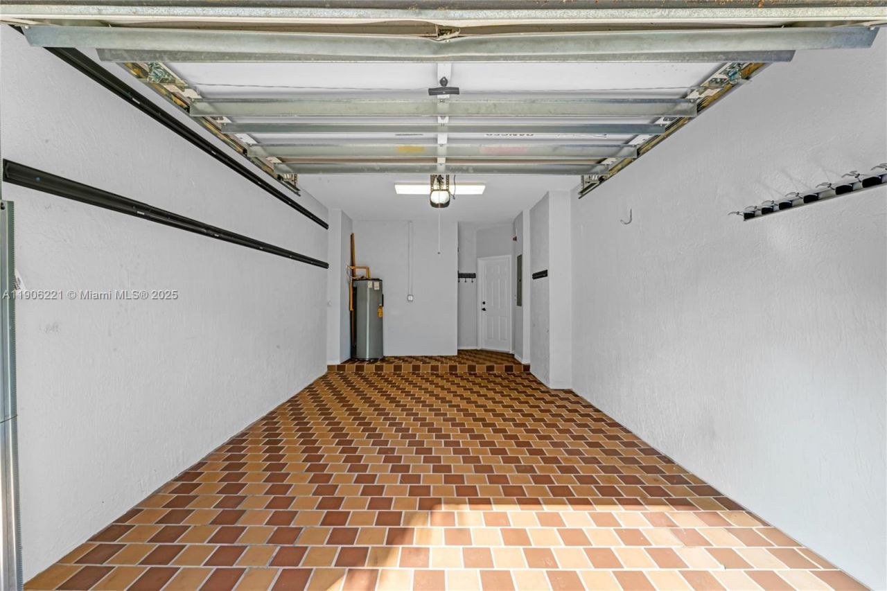 1737 Carvelle Dr, Riviera Beach, FL 33404 Photo