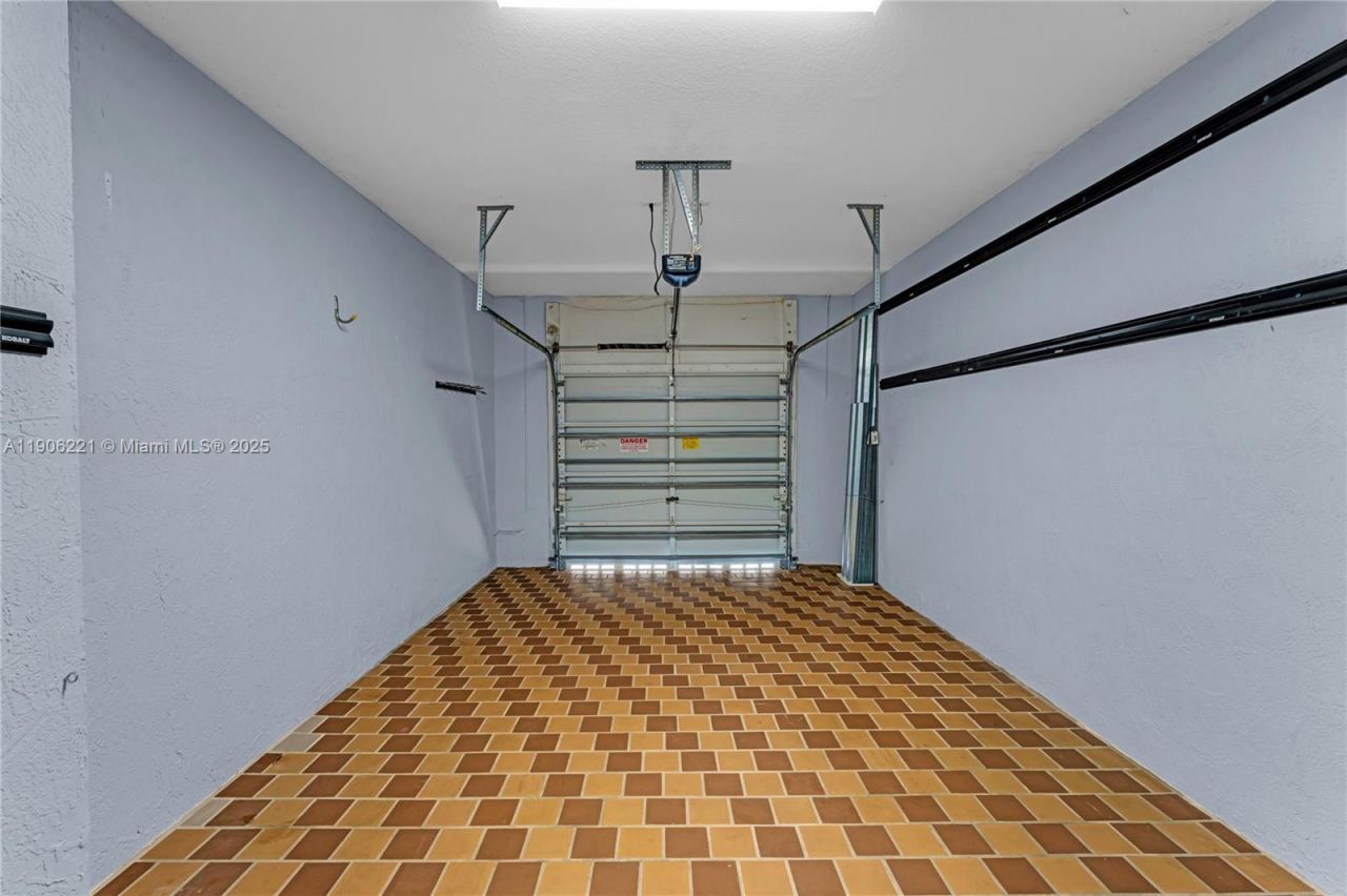 1737 Carvelle Dr, Riviera Beach, FL 33404 Photo