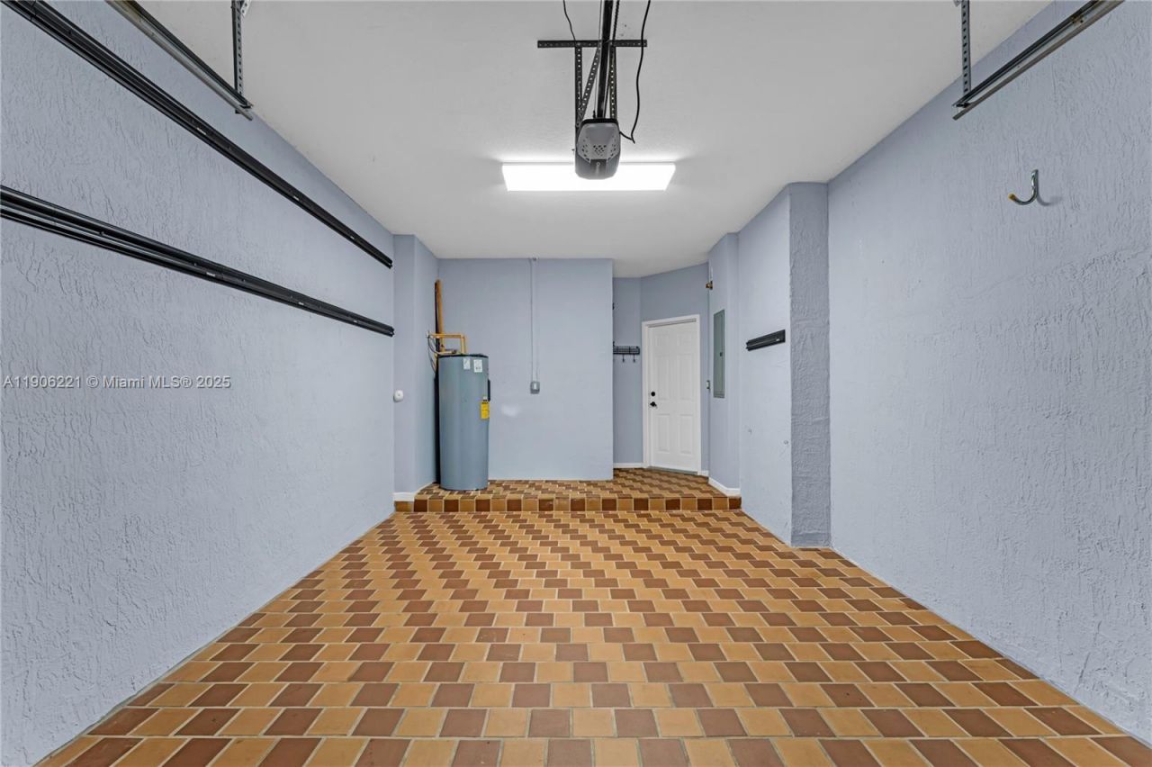 1737 Carvelle Dr, Riviera Beach, FL 33404 Photo