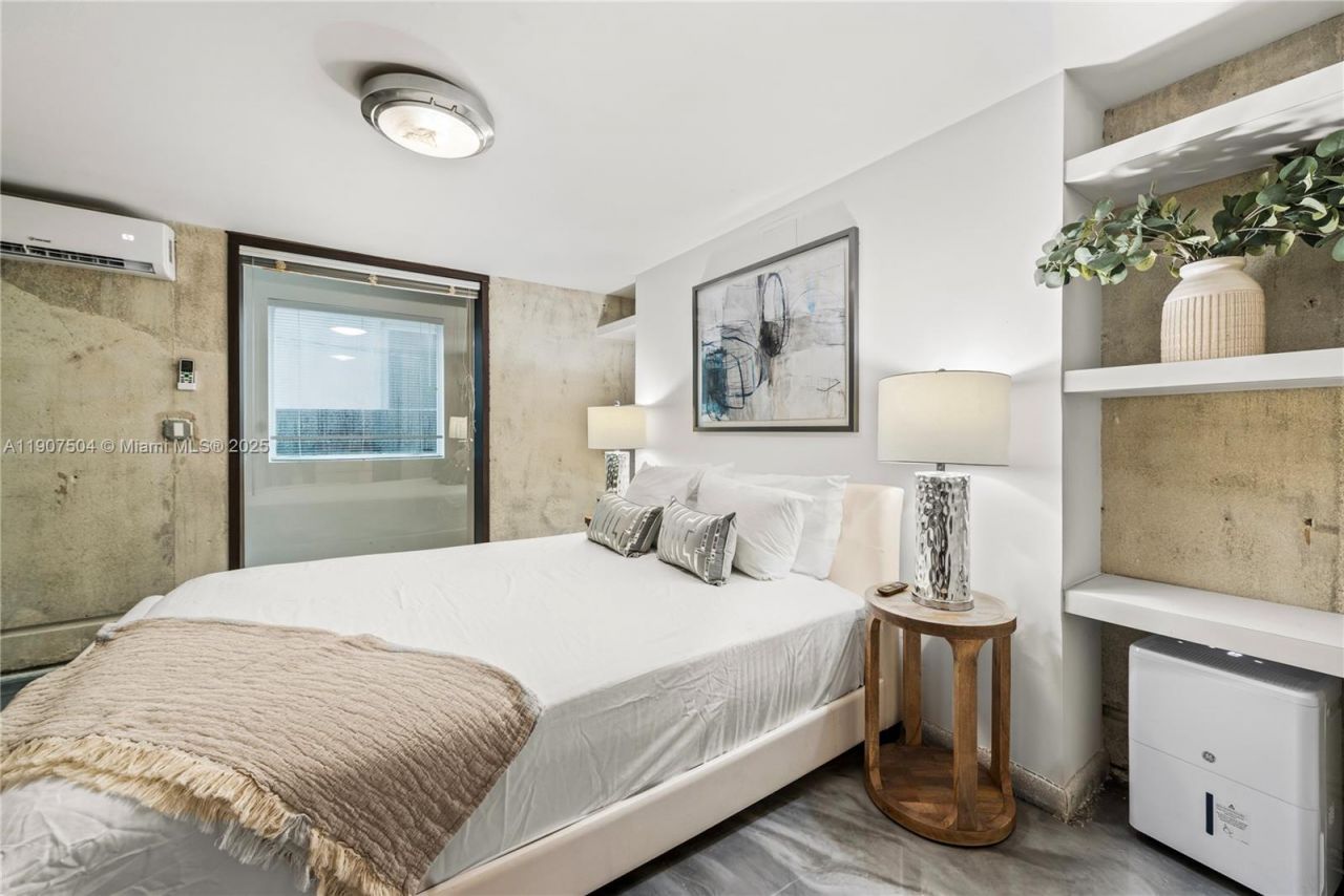 1606 S Bayshore Dr, Unit -, Miami, FL 33133 Photo