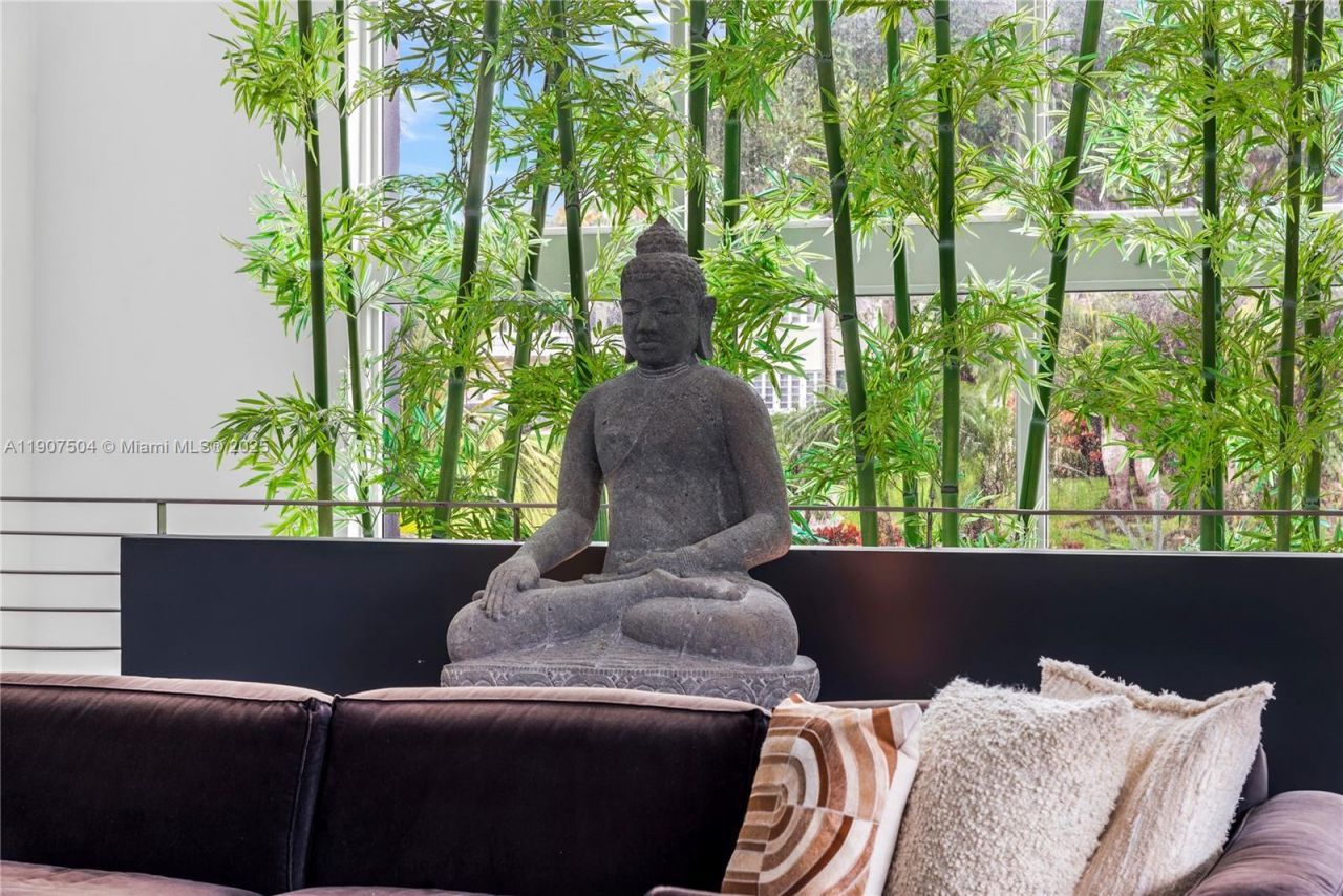 1606 S Bayshore Dr, Unit -, Miami, FL 33133 Photo