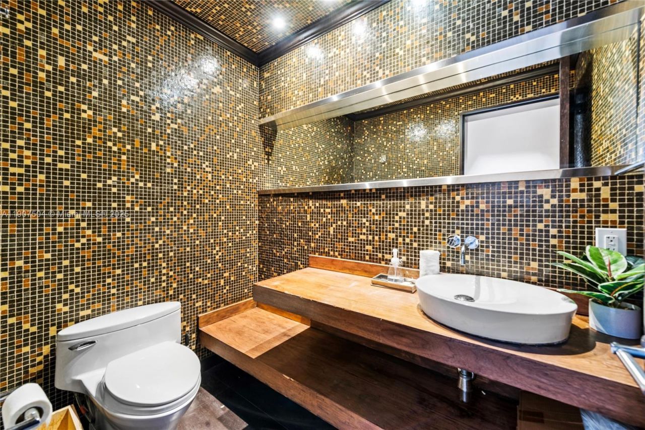 1606 S Bayshore Dr, Unit -, Miami, FL 33133 Photo