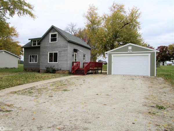 607 Lincoln, Ackley, IA 50601