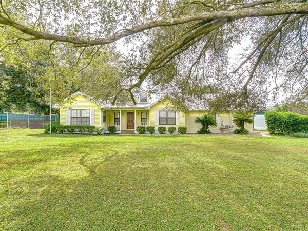 16349 SPRING VALLEY ROAD, DADE CITY, FL 33523