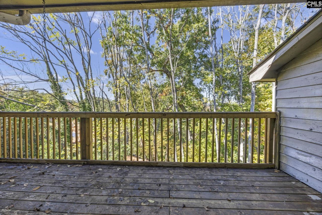 633 Edgewater Lane Photo 26