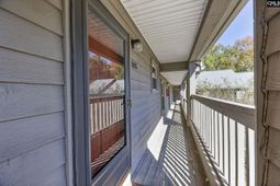 633 Edgewater Lane photo 4