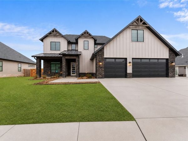 871 Greenhorn Street, Bentonville, AR 72712