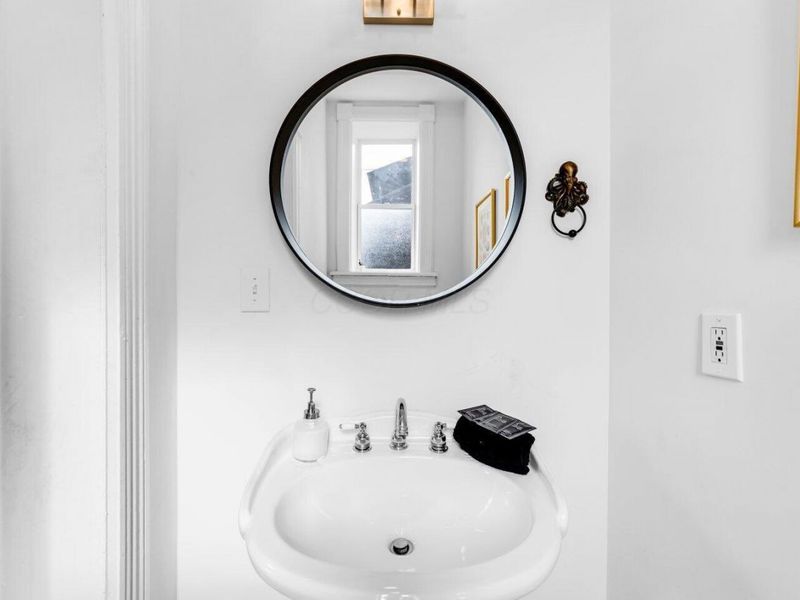 1187 S High Street, Columbus, OH 43206 Photo 16