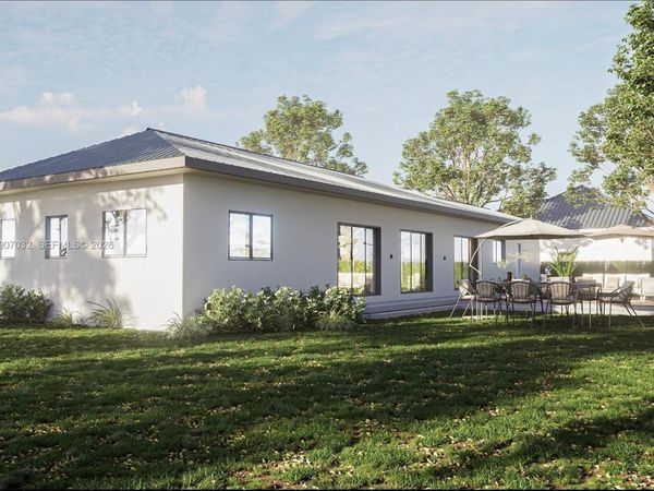 950 NE 113th St, Biscayne Park, FL 33161