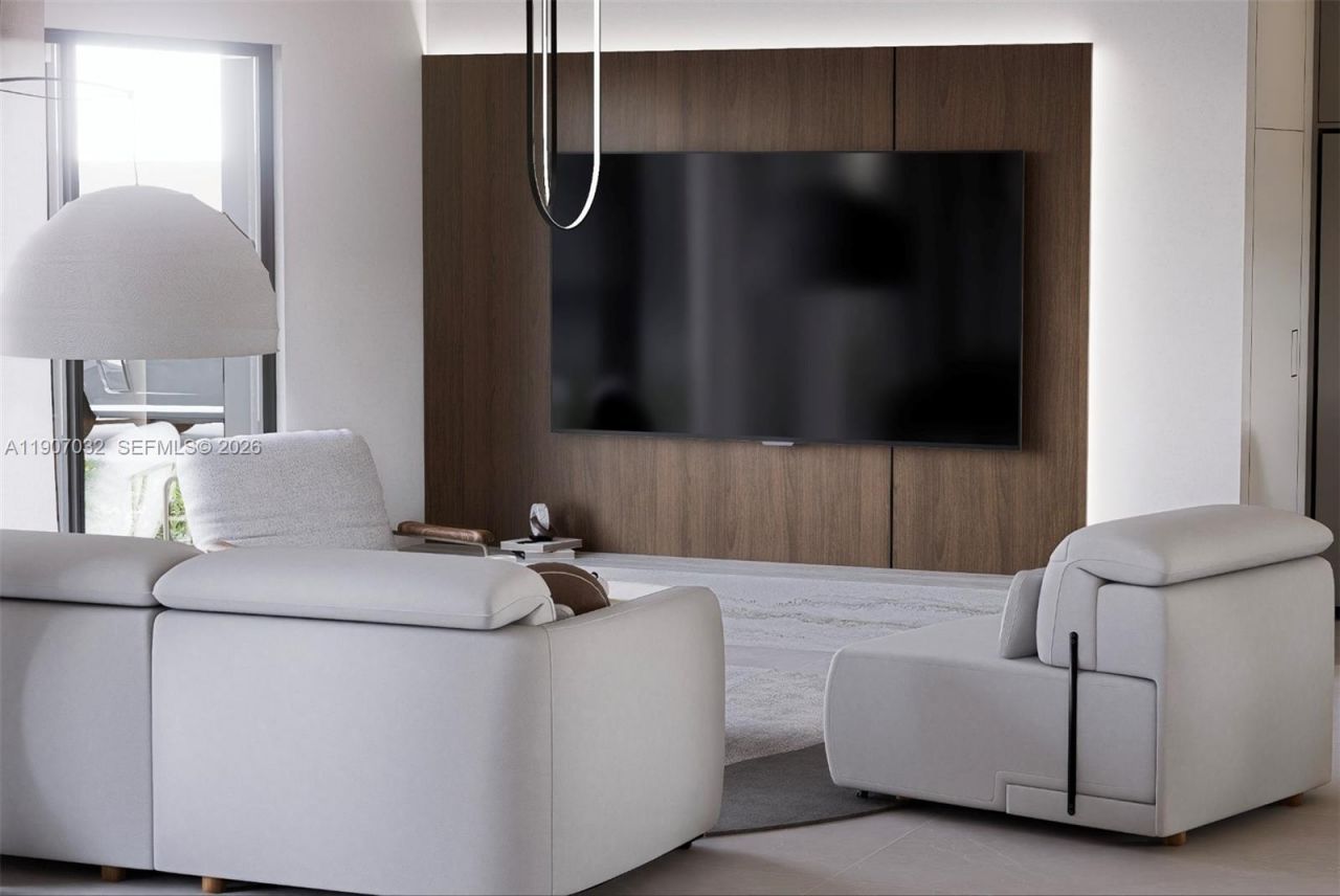 950 NE 113th St, Biscayne Park, FL 33161 Photo