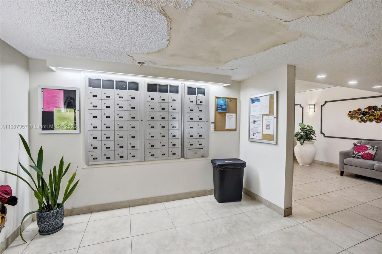 6500 Cypress Rd, Unit 410, Plantation, FL 33317 Photo