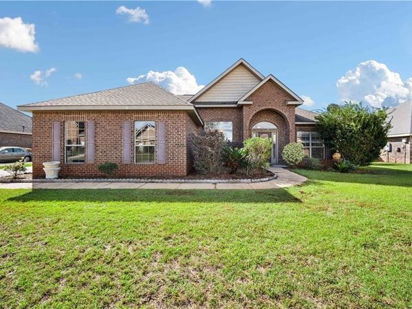 9795 Winchester Drive N, Semmes, AL 36575