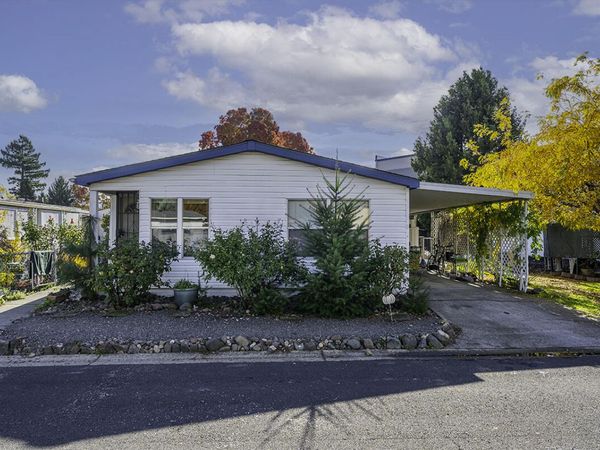 3431 S Pacific Highway, Unit SPC 9, Medford, OR 97501