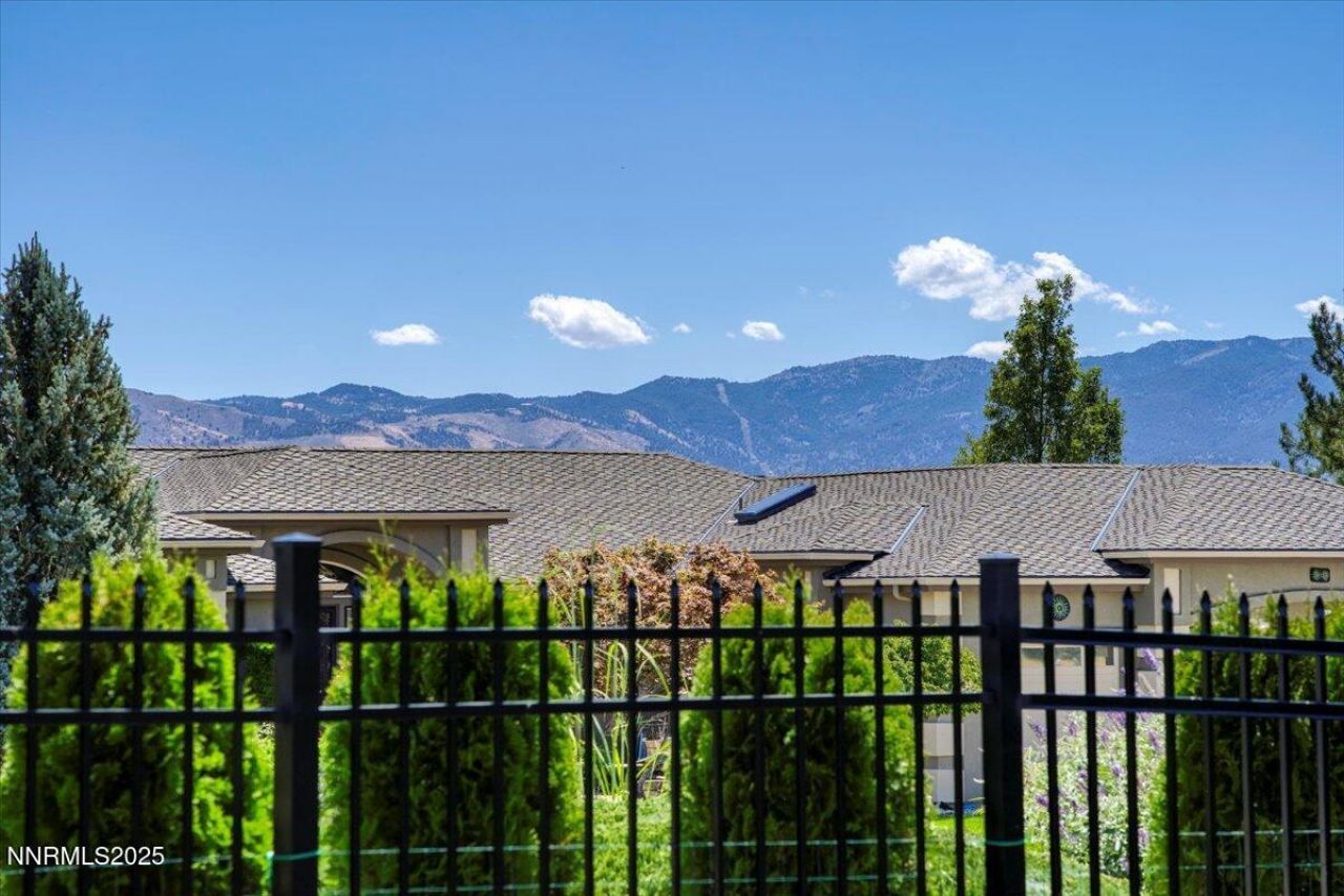 346 Wolf Run Court, Reno, NV 89511 Photo