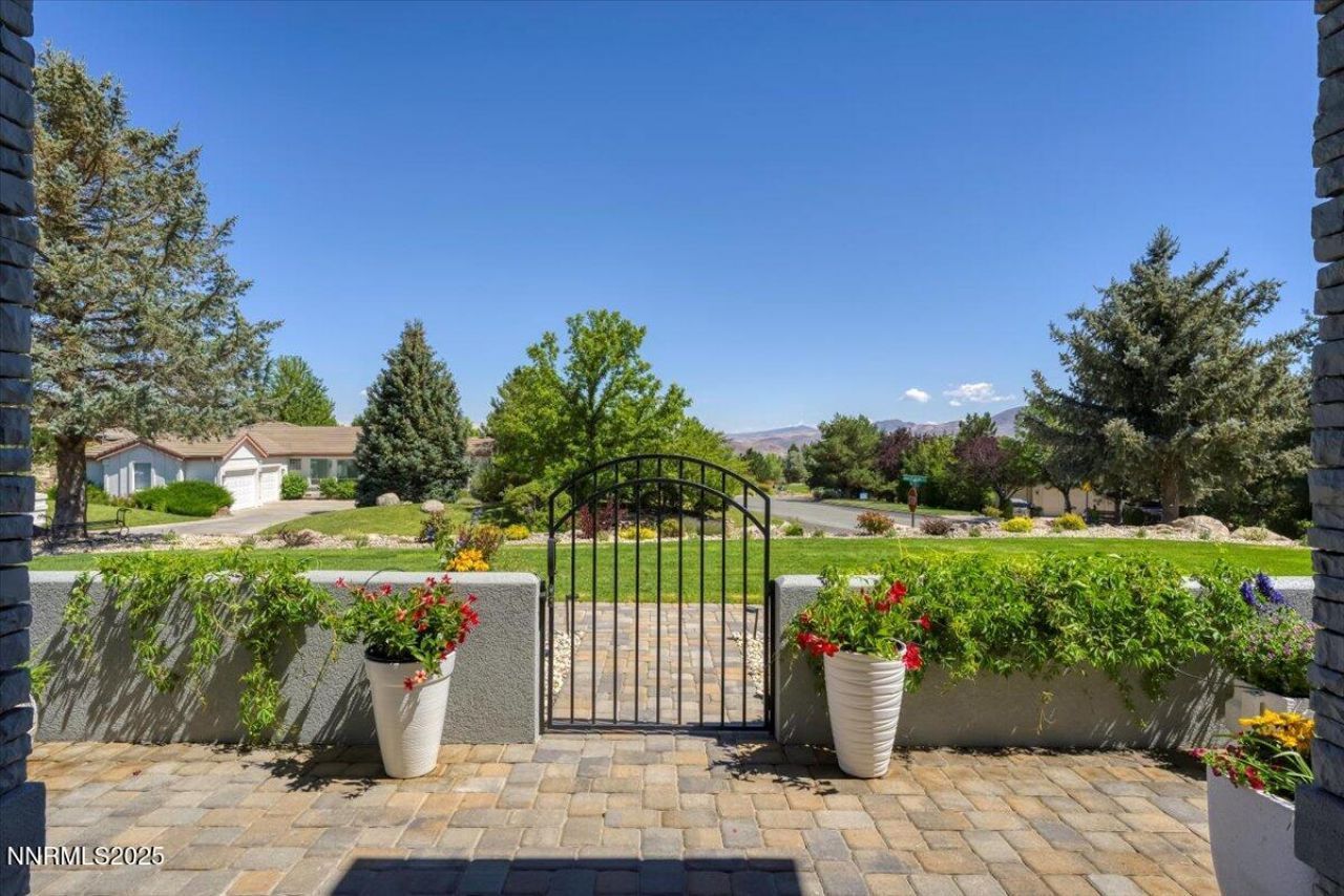 346 Wolf Run Court, Reno, NV 89511 Photo