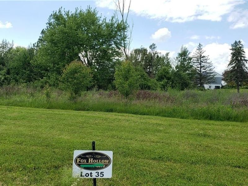 10977 Fox Hollow Drive, Garrettsville, OH 44231 Photo 2