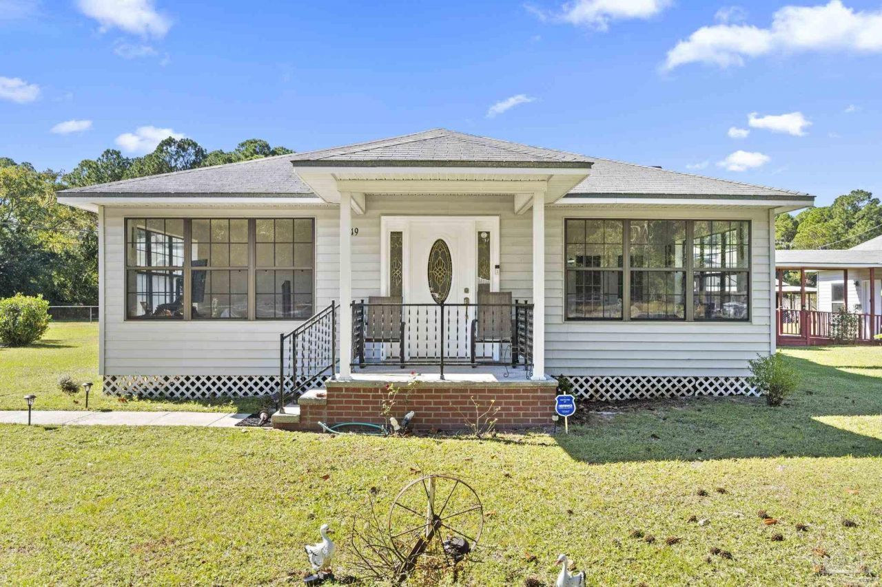 3319 Bob Tolbert Rd, Navarre, FL 32566 Main Photo