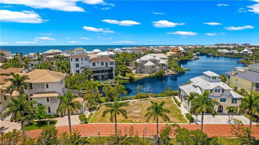 239 Bayfront Dr, Bonita Springs, FL 34134 Photo