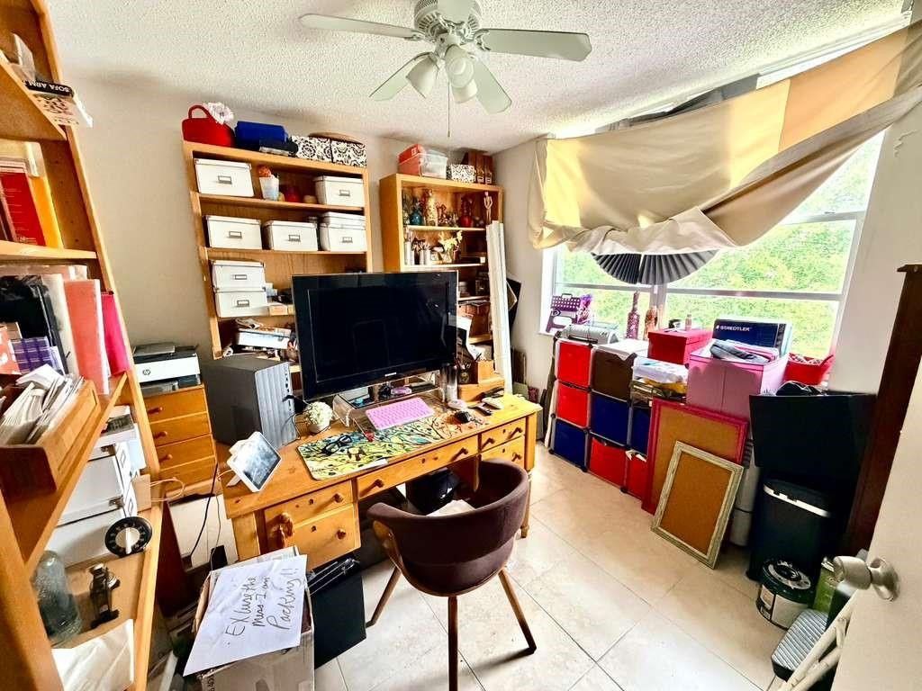 9430 Poinciana Place, Unit 402, Davie, FL 33324 Photo