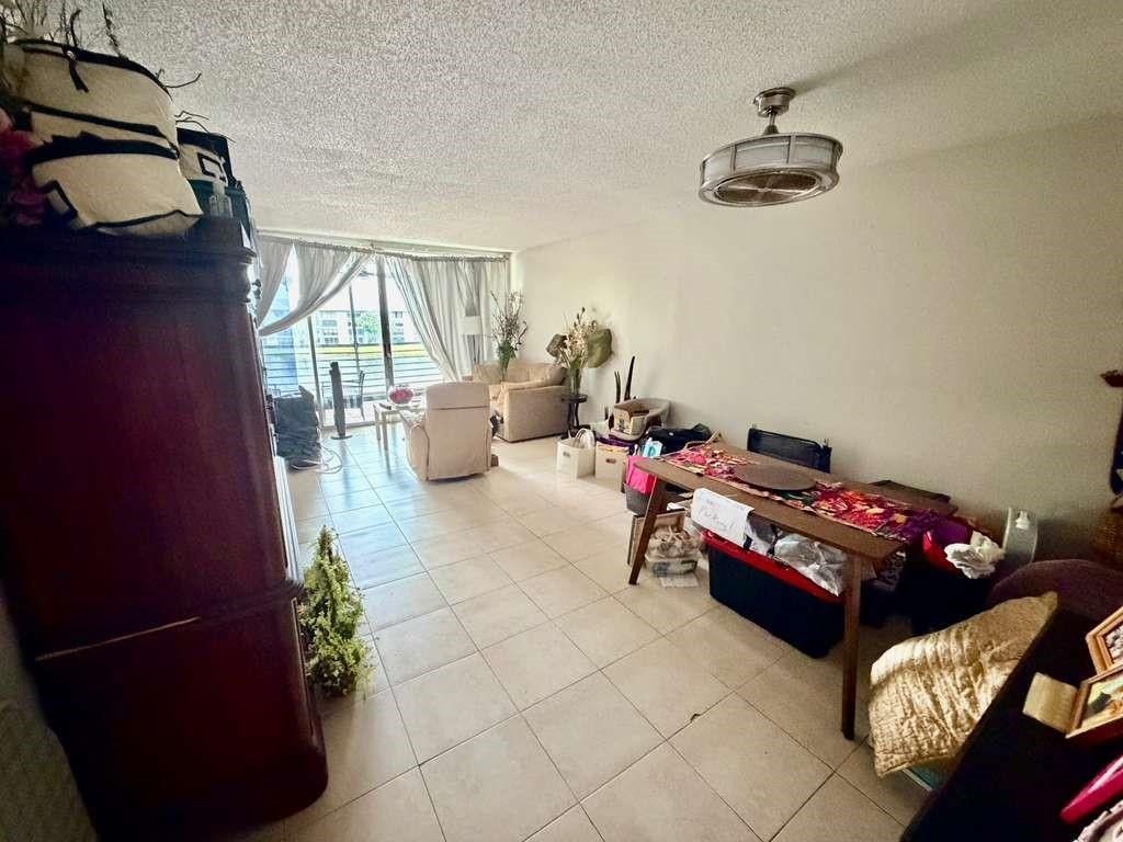 9430 Poinciana Place, Unit 402, Davie, FL 33324 Photo