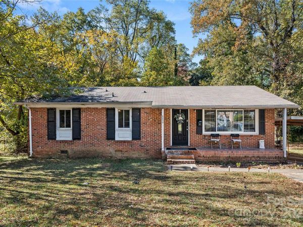 4838 Hidden Valley Road, Charlotte, NC 28213