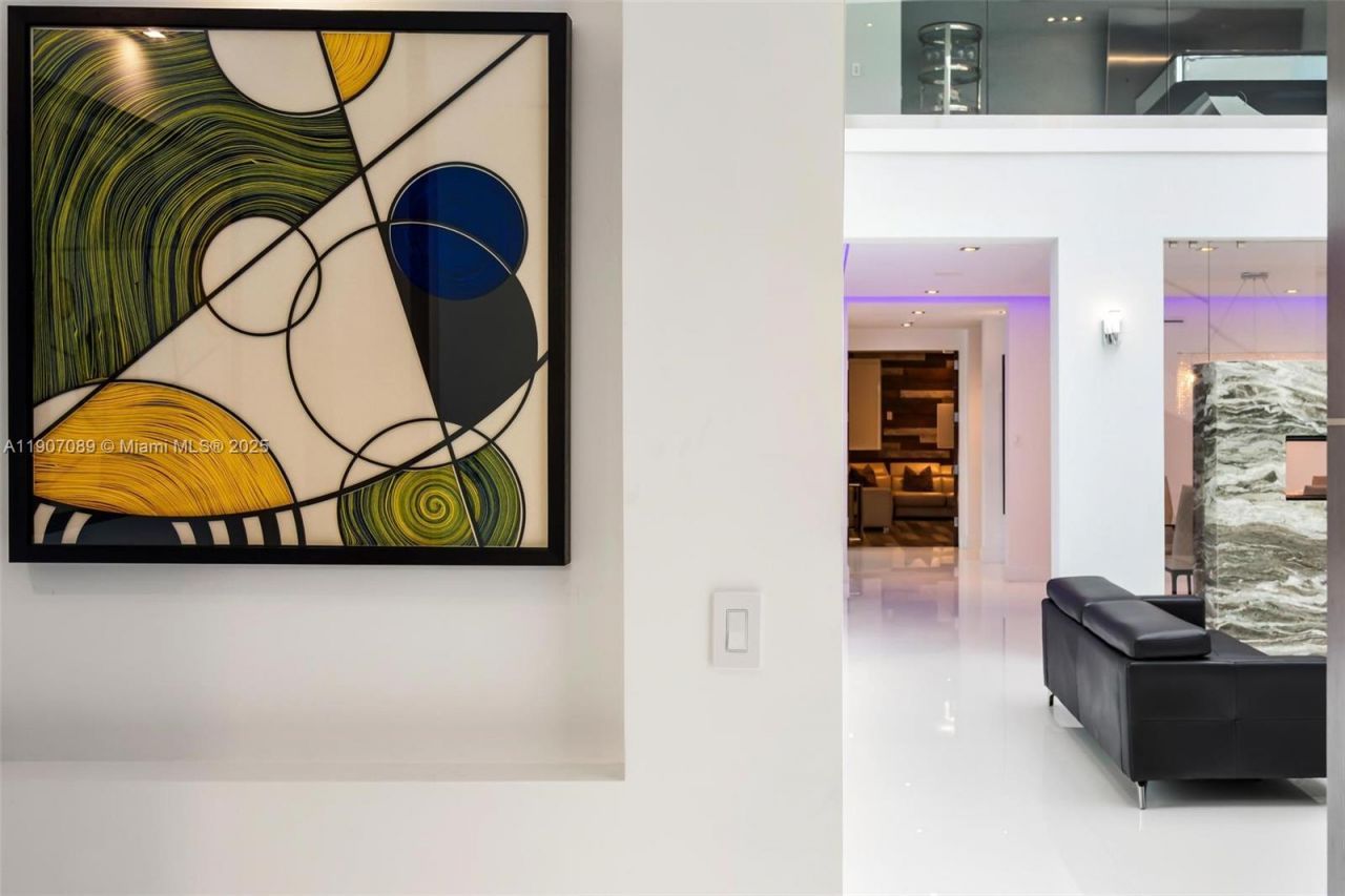 300 Royal Plaza Dr, Fort Lauderdale, FL 33301 Photo