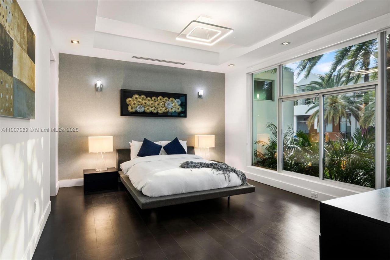 300 Royal Plaza Dr, Fort Lauderdale, FL 33301 Photo