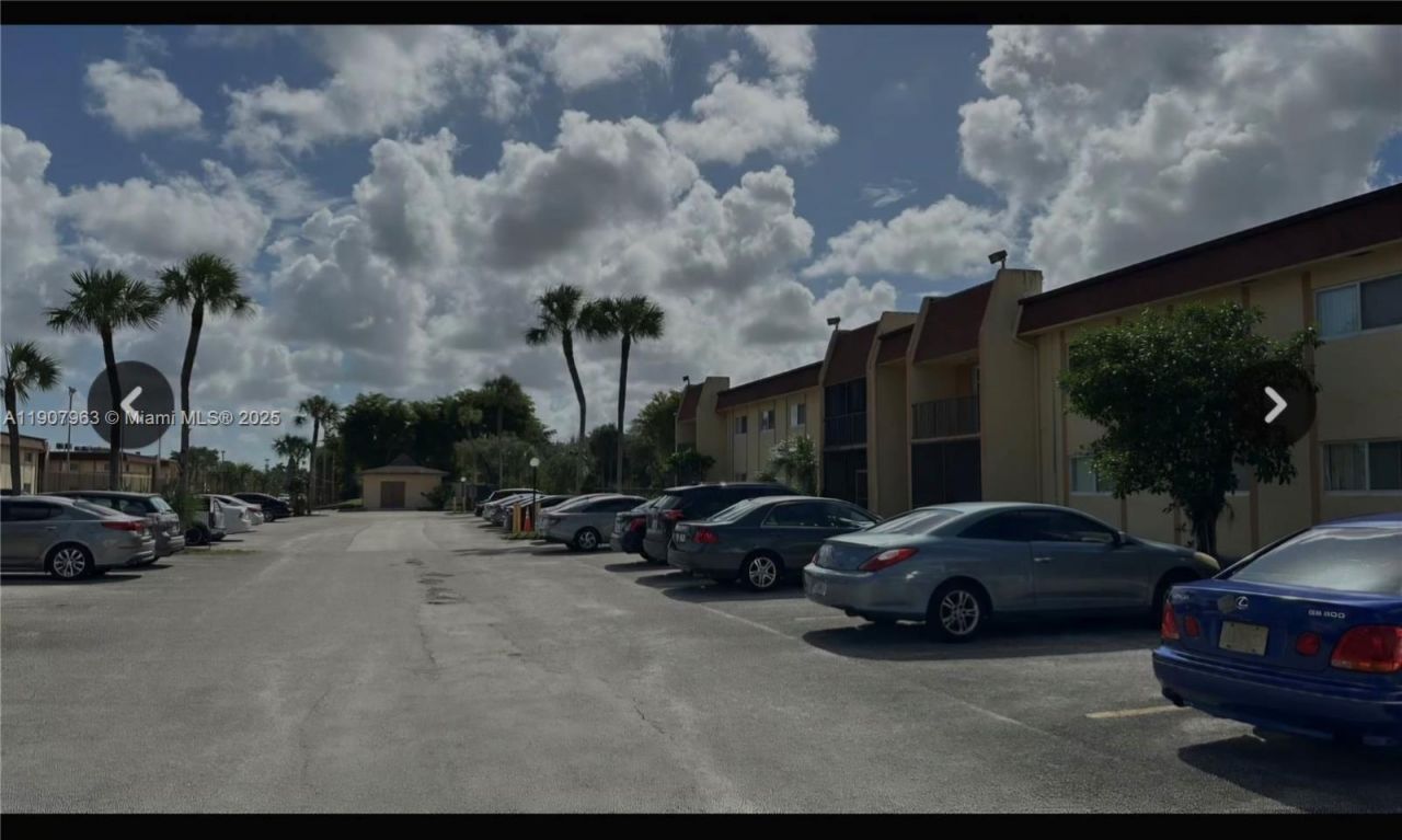 2952 NW 55th Ave, Unit 2D, Lauderhill, FL 33313 Photo