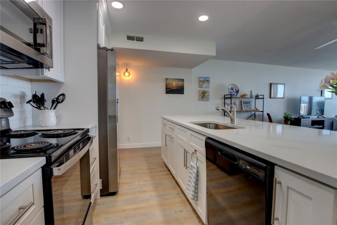 5203 S Atlantic Avenue, Unit 815B, New Smyrna Beach, FL 32169 Photo