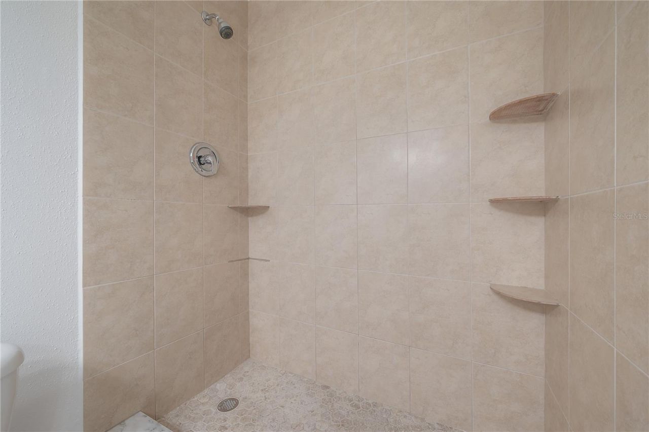 9100 Dr Martin Luther King Jr Street N, Unit 905, Saint Petersburg, FL 33702 Photo