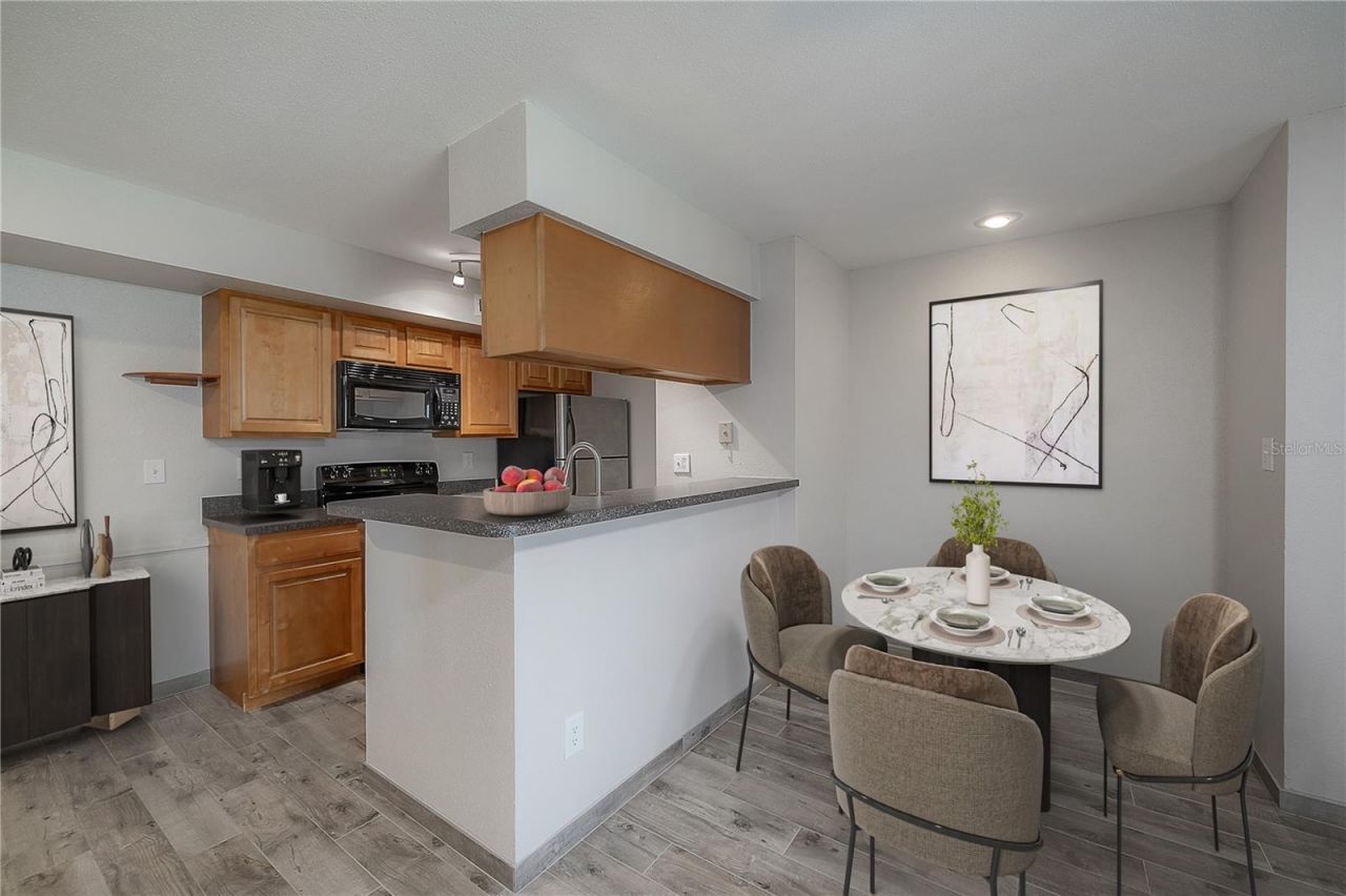 9100 Dr Martin Luther King Jr Street N, Unit 905, Saint Petersburg, FL 33702 Photo