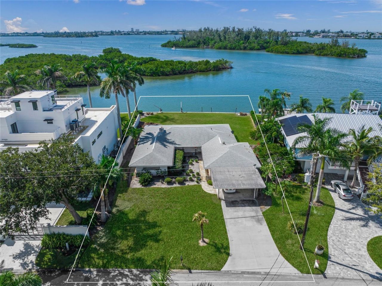 1386 Tangier Way, Sarasota, FL 34239 Photo